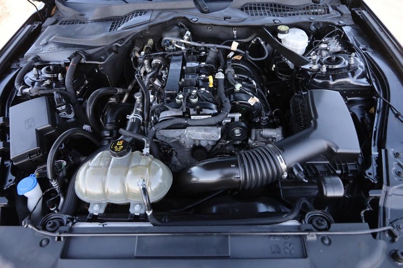 Ford Mustang Vehicle Image 23