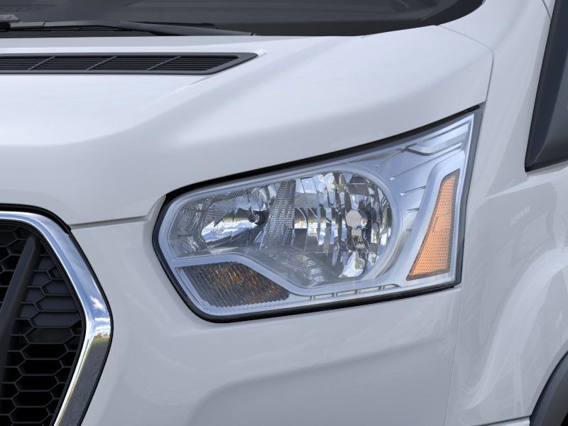 Ford Transit Passenger Wagon Vehicle Image 18