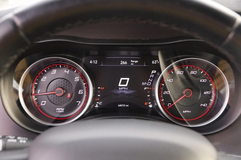 Dodge Charger Vehicle Image 13