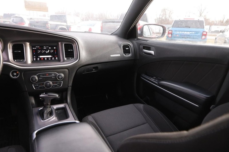 Dodge Charger Vehicle Image 23