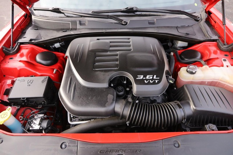 Dodge Charger Vehicle Image 25