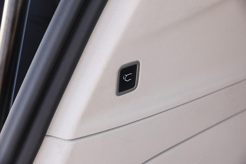 Chrysler Voyager Vehicle Image 08