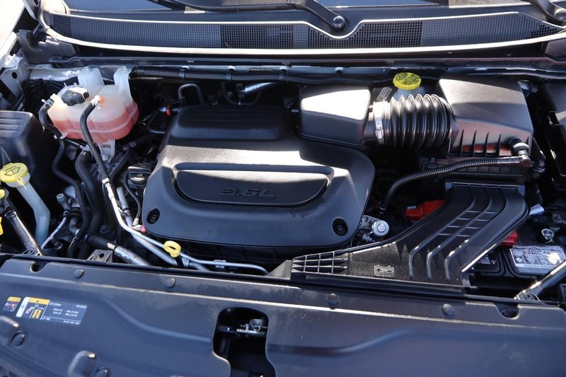Chrysler Voyager Vehicle Image 26