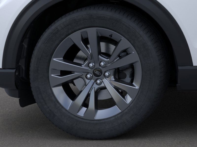 Ford Explorer Vehicle Image 19