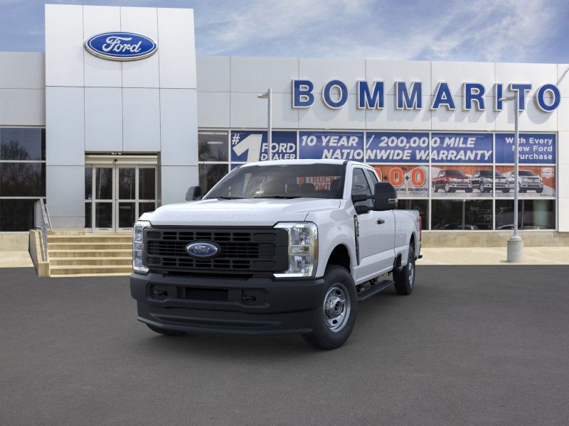 Ford Super Duty F-250 SRW Vehicle Image 02