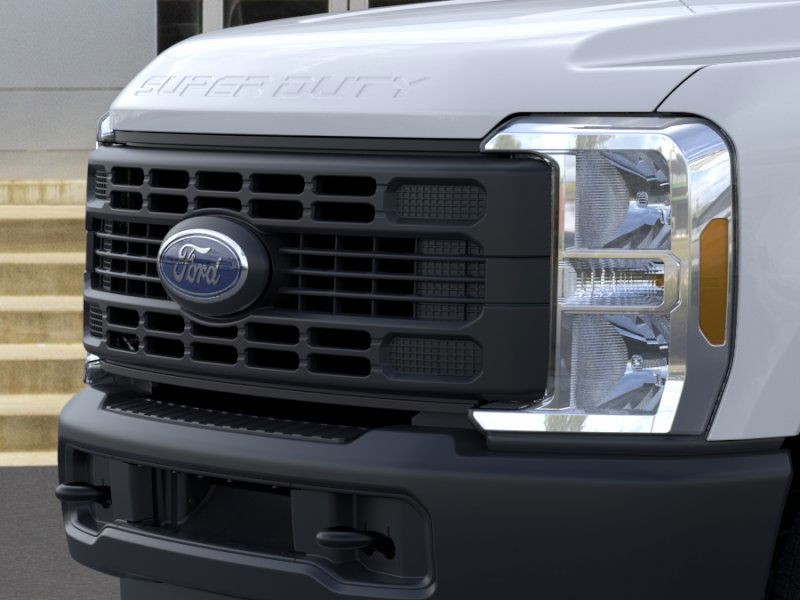 Ford Super Duty F-250 SRW Vehicle Image 17