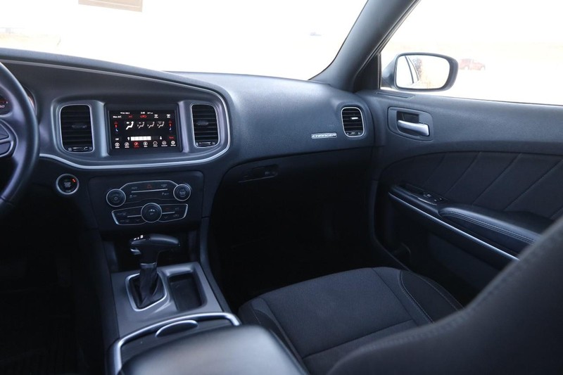 Dodge Charger Vehicle Image 23