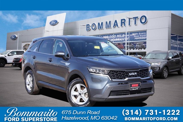 2023 Kia Sorento LX at Bommarito Ford in Hazelwood MO