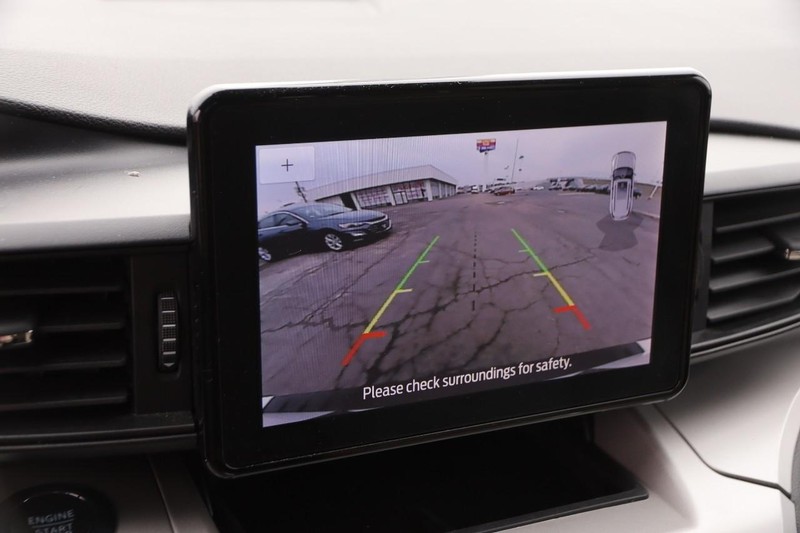 Ford Explorer Vehicle Image 18