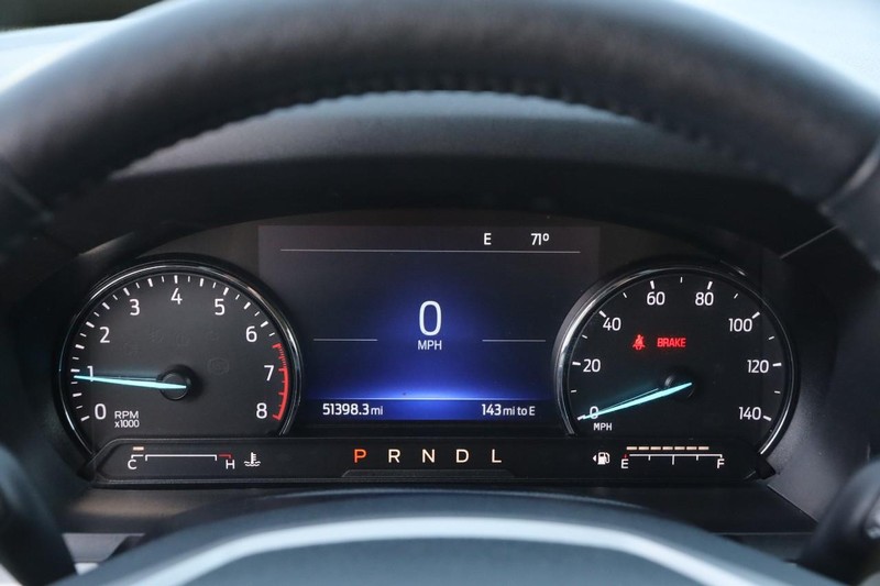 Ford Explorer Vehicle Image 15