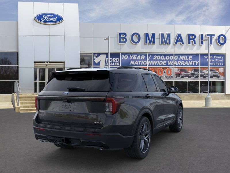 Ford Explorer Vehicle Image 08