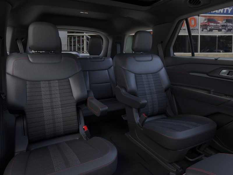 Ford Explorer Vehicle Image 11