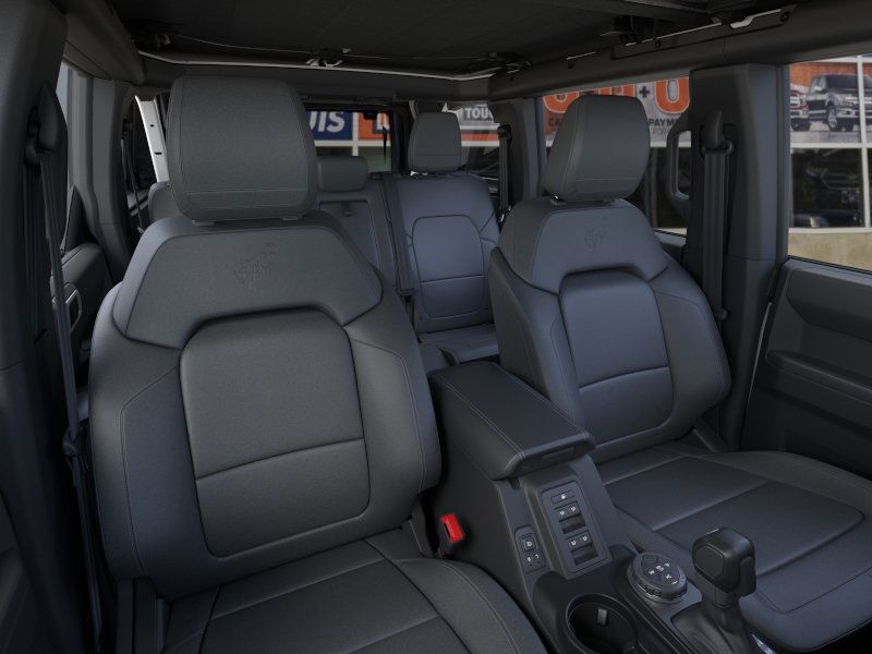 Ford Bronco Vehicle Image 10