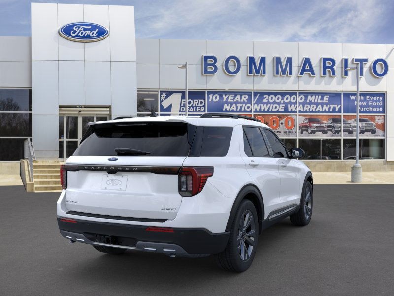 Ford Explorer Vehicle Image 08
