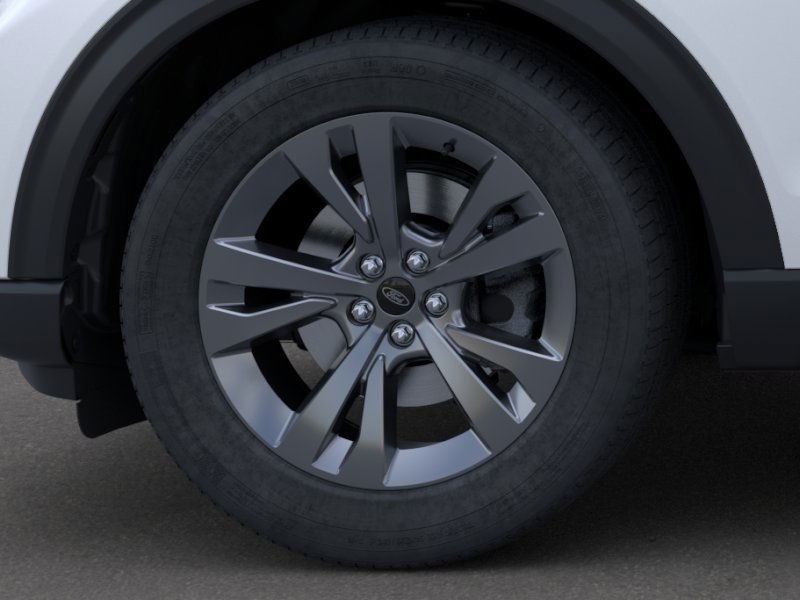 Ford Explorer Vehicle Image 19
