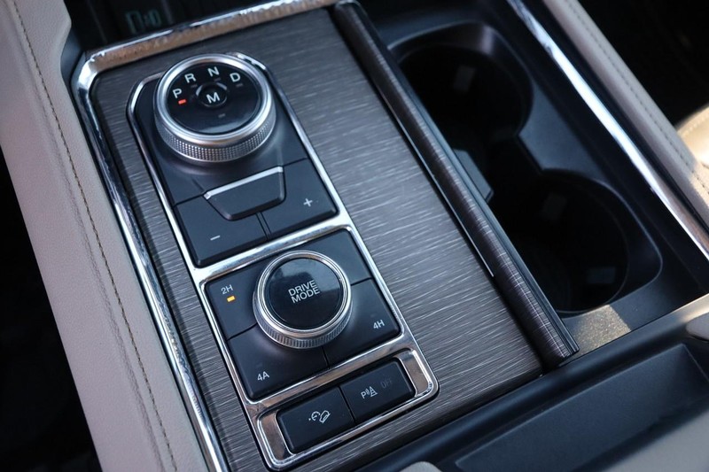 Ford Expedition Max Vehicle Image 23