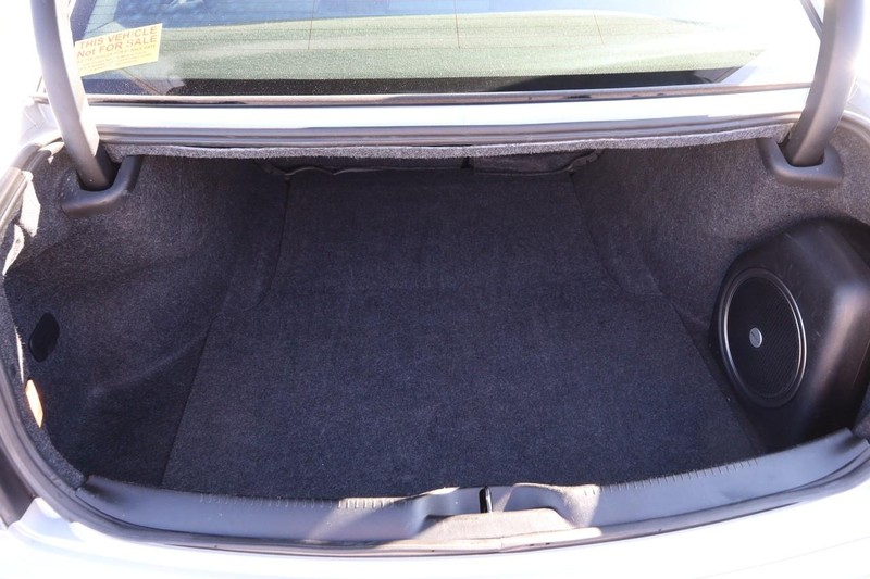 Chrysler 300 Vehicle Image 07