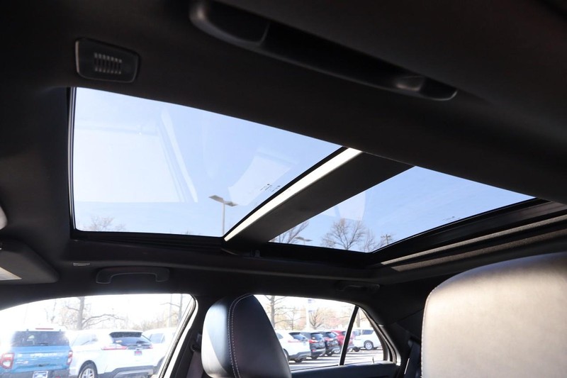 Chrysler 300 Vehicle Image 08