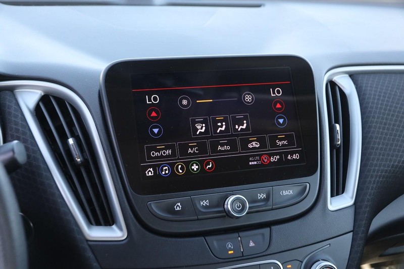 Chevrolet Malibu Vehicle Image 15