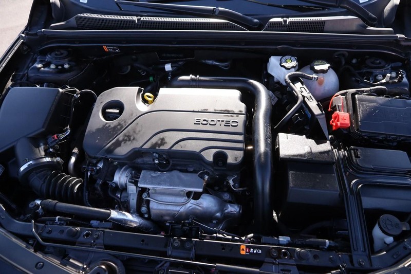 Chevrolet Malibu Vehicle Image 25