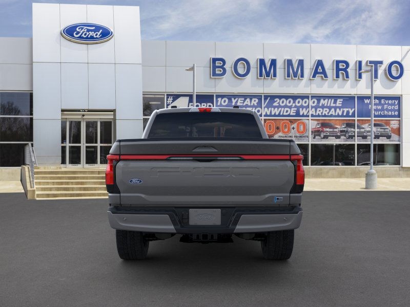 Ford F-150 Lightning Vehicle Image 05