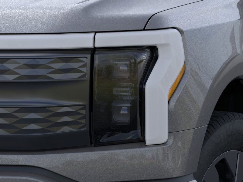 Ford F-150 Lightning Vehicle Image 18