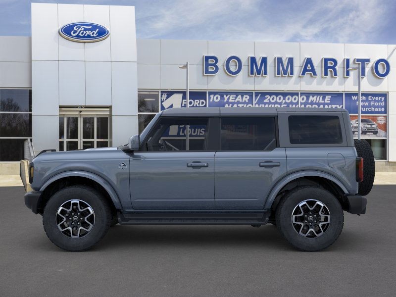 Ford Bronco Vehicle Image 03