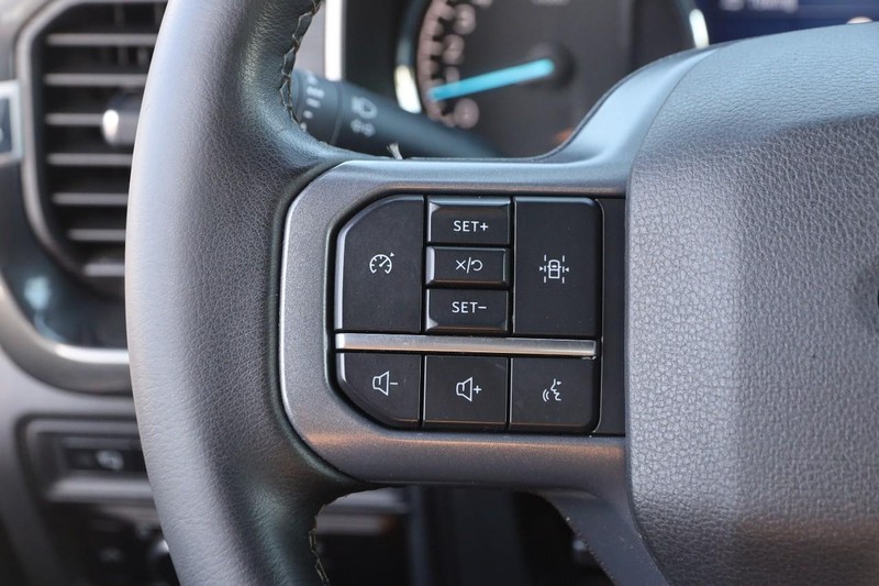 Ford F-150 Vehicle Image 11