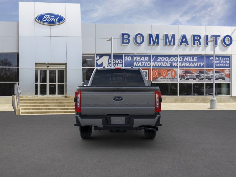 Ford Super Duty F-250 SRW Vehicle Image 05