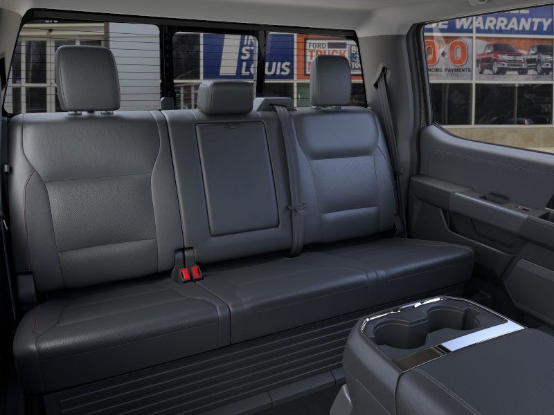 Ford Super Duty F-250 SRW Vehicle Image 11