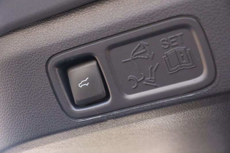 Ford Expedition Max Vehicle Image 09
