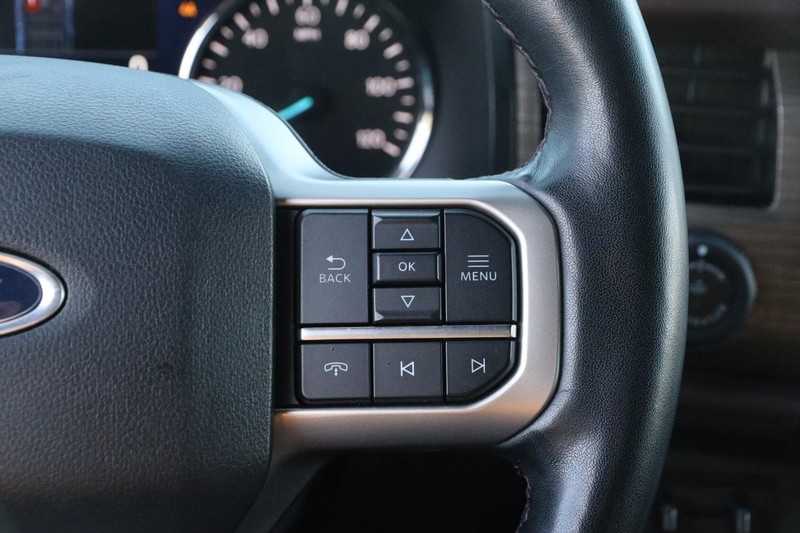 Ford Expedition Max Vehicle Image 16