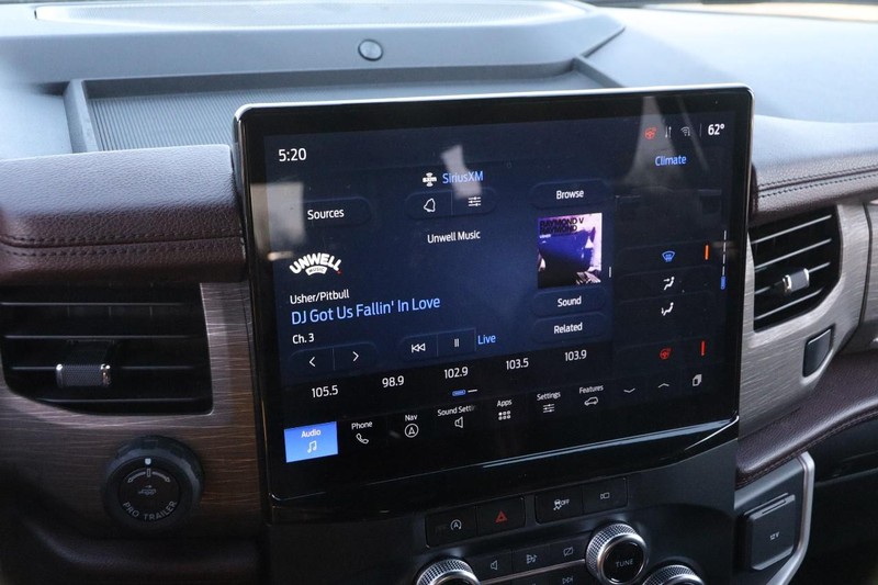 Ford Expedition Max Vehicle Image 19