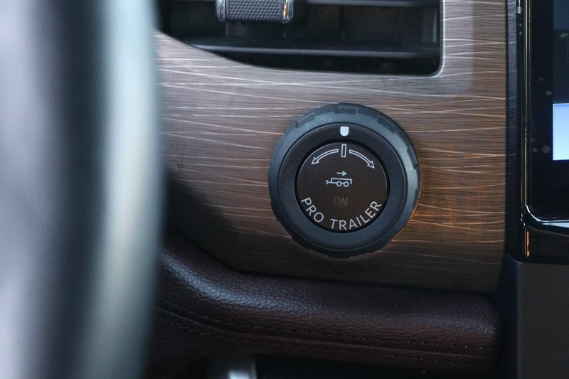 Ford Expedition Max Vehicle Image 22