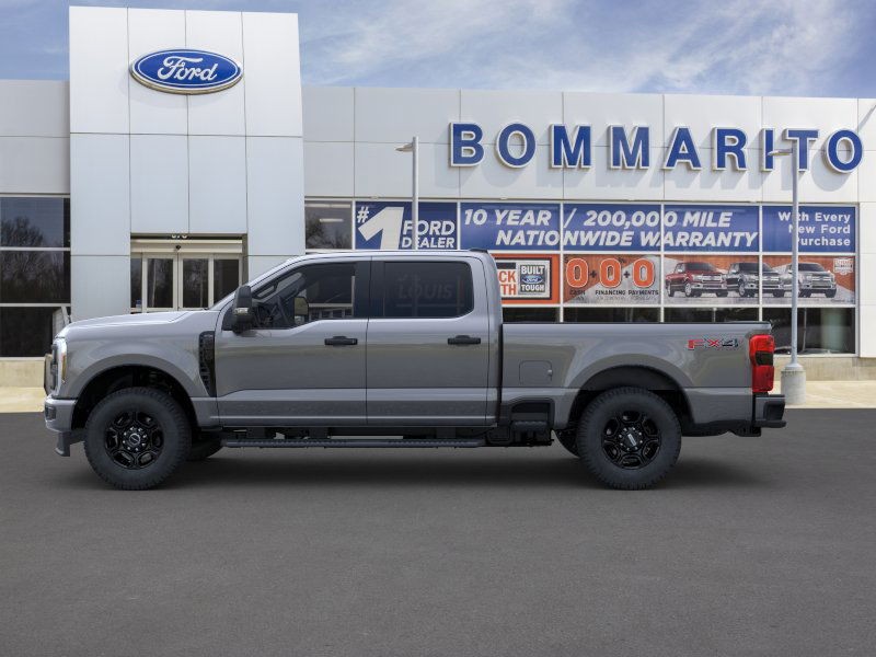 Ford Super Duty F-250 SRW Vehicle Image 03