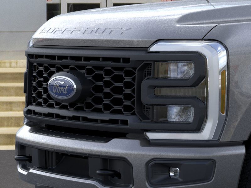 Ford Super Duty F-250 SRW Vehicle Image 17