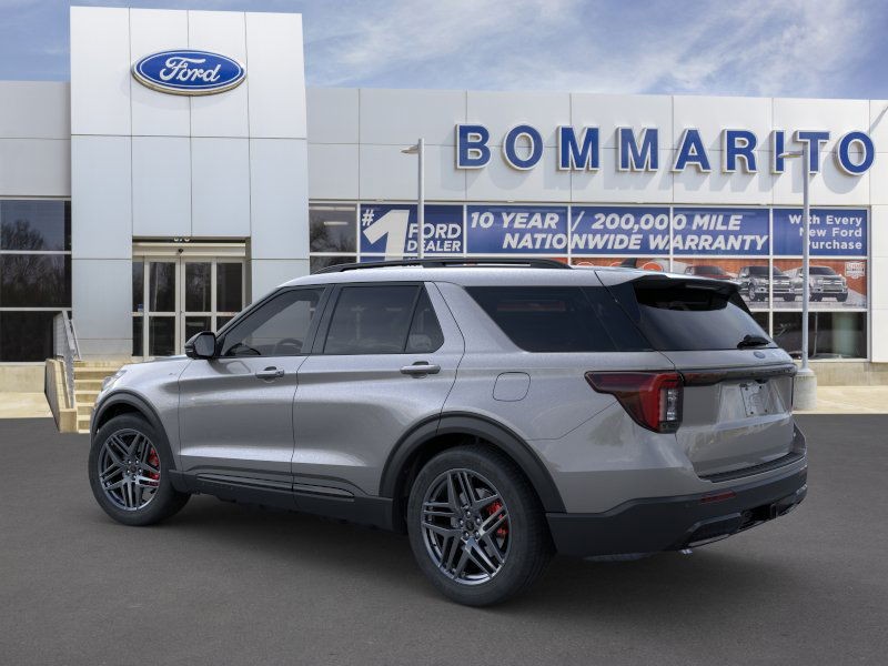 Ford Explorer Vehicle Image 04