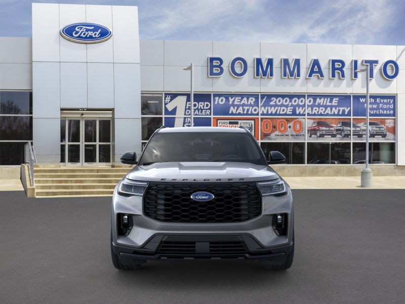 Ford Explorer Vehicle Image 06
