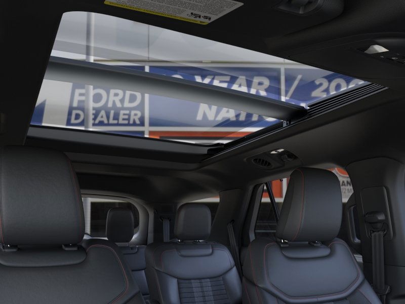 Ford Explorer Vehicle Image 22