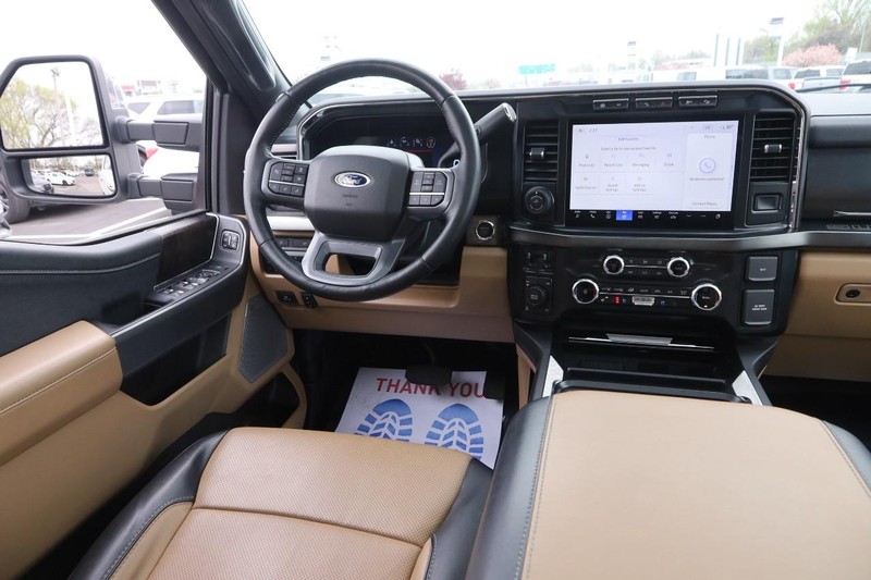 Ford Super Duty F-250 SRW Vehicle Image 23