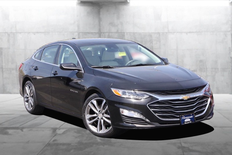 Chevrolet Malibu Vehicle Image 02