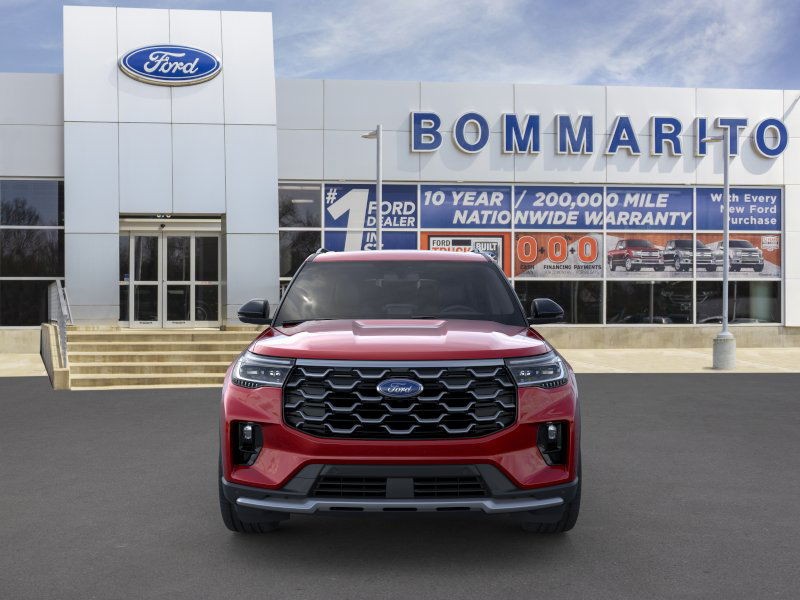 Ford Explorer Vehicle Image 06