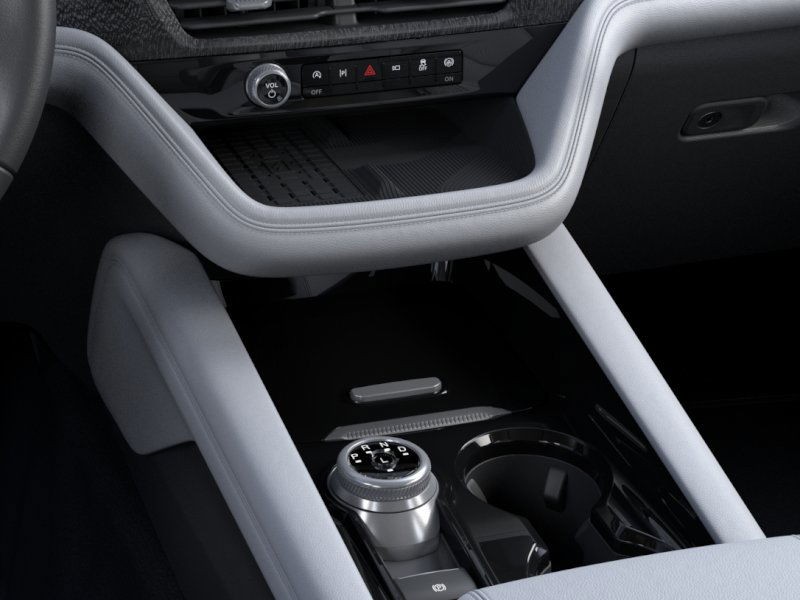 Ford Explorer Vehicle Image 15