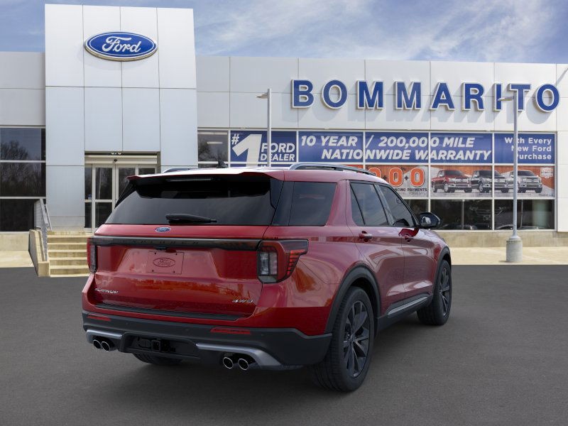 Ford Explorer Vehicle Image 08