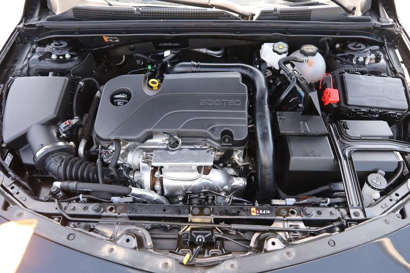 Chevrolet Malibu Vehicle Image 23