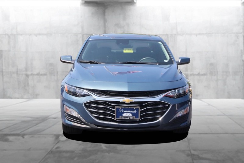 Chevrolet Malibu Vehicle Image 04