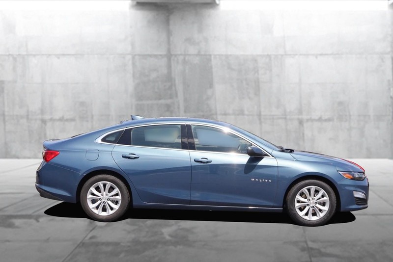 Chevrolet Malibu Vehicle Image 05