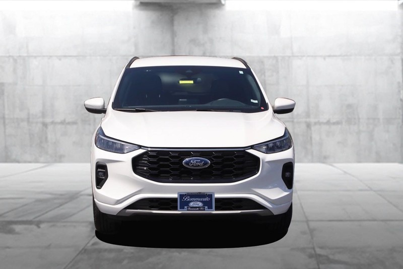 Ford Escape Vehicle Image 04