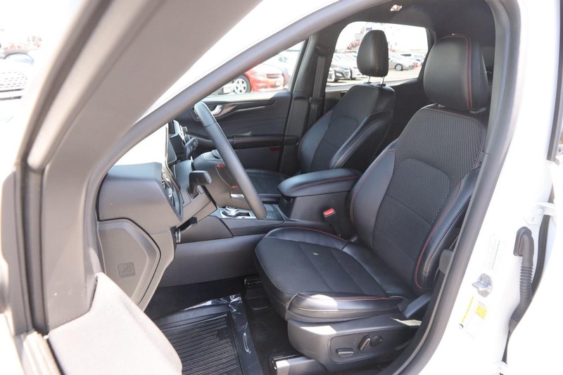 Ford Escape Vehicle Image 09