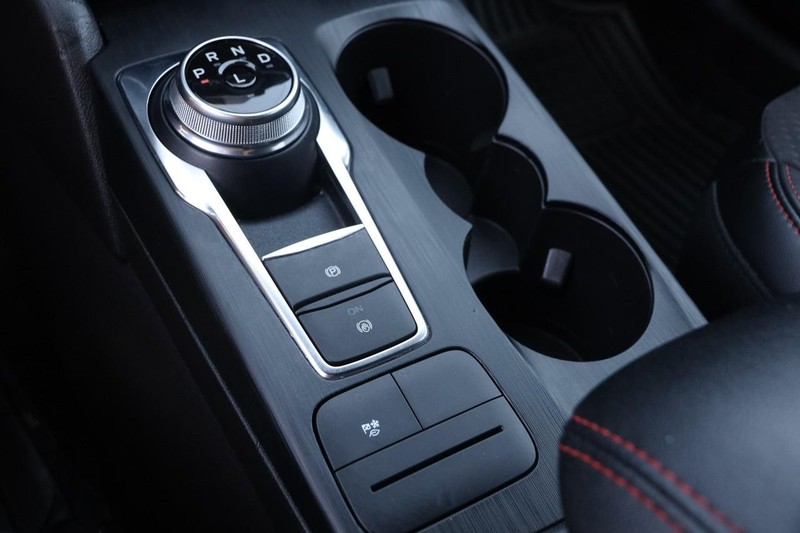 Ford Escape Vehicle Image 17